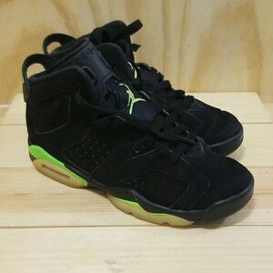 Jordan 6 Retro Electric Green 2021 Black Suede Boys sz 4 , Girls 5 1/2